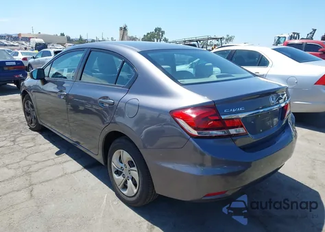 2015 Honda Civic Lx z USA, uszkodzony, nr VIN 2HGFB2F53FH556862